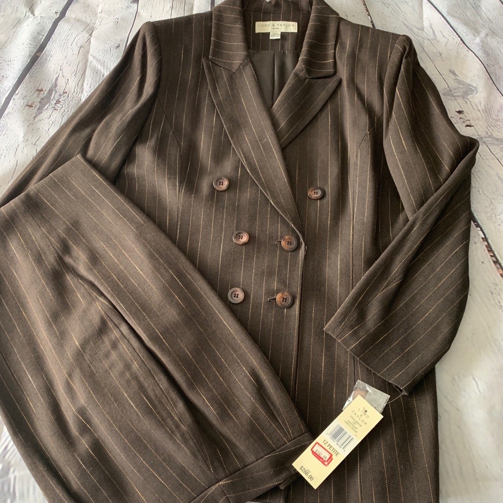 Vintage Lord & Taylor 2pc suit late 80’s